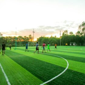 Chi phí làm sân bóng nhân tạo 5 người