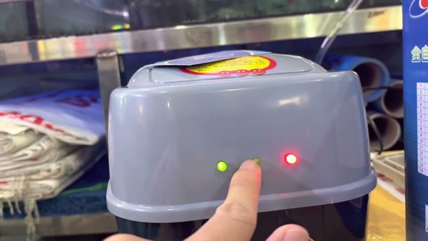 Máy Sục Khí Tích Điện Hồ Koi Resun ACD 30 Máy Sục Khí Tích Điện Hồ Koi Resun ACD 30